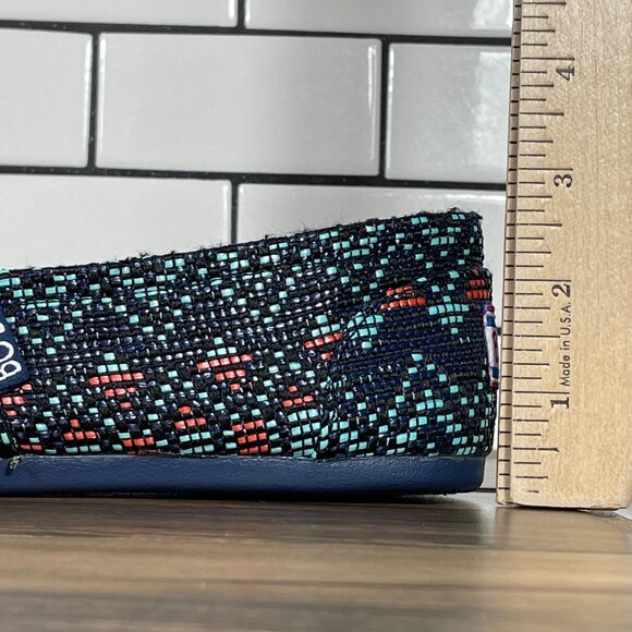 Skechers BOBS Womens Size 8.5 Shoes Navy Multicolor Aztec Print Slip On Flat - Picture 9 of 12